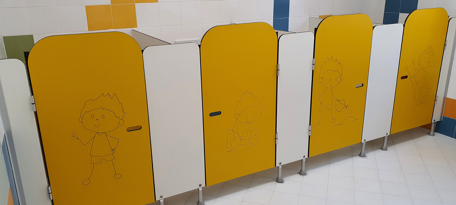 Soema: progettazione di bagni scolastici